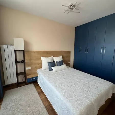 Cozy And Bright Апартаменты *