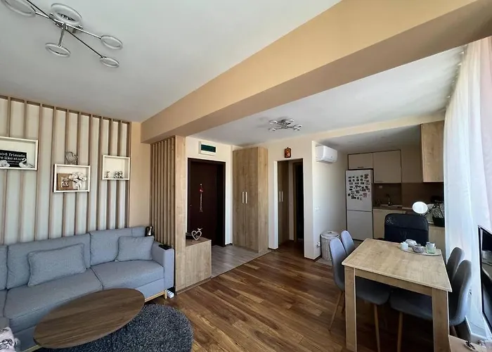 Cozy And Bright Lägenhet Sofia